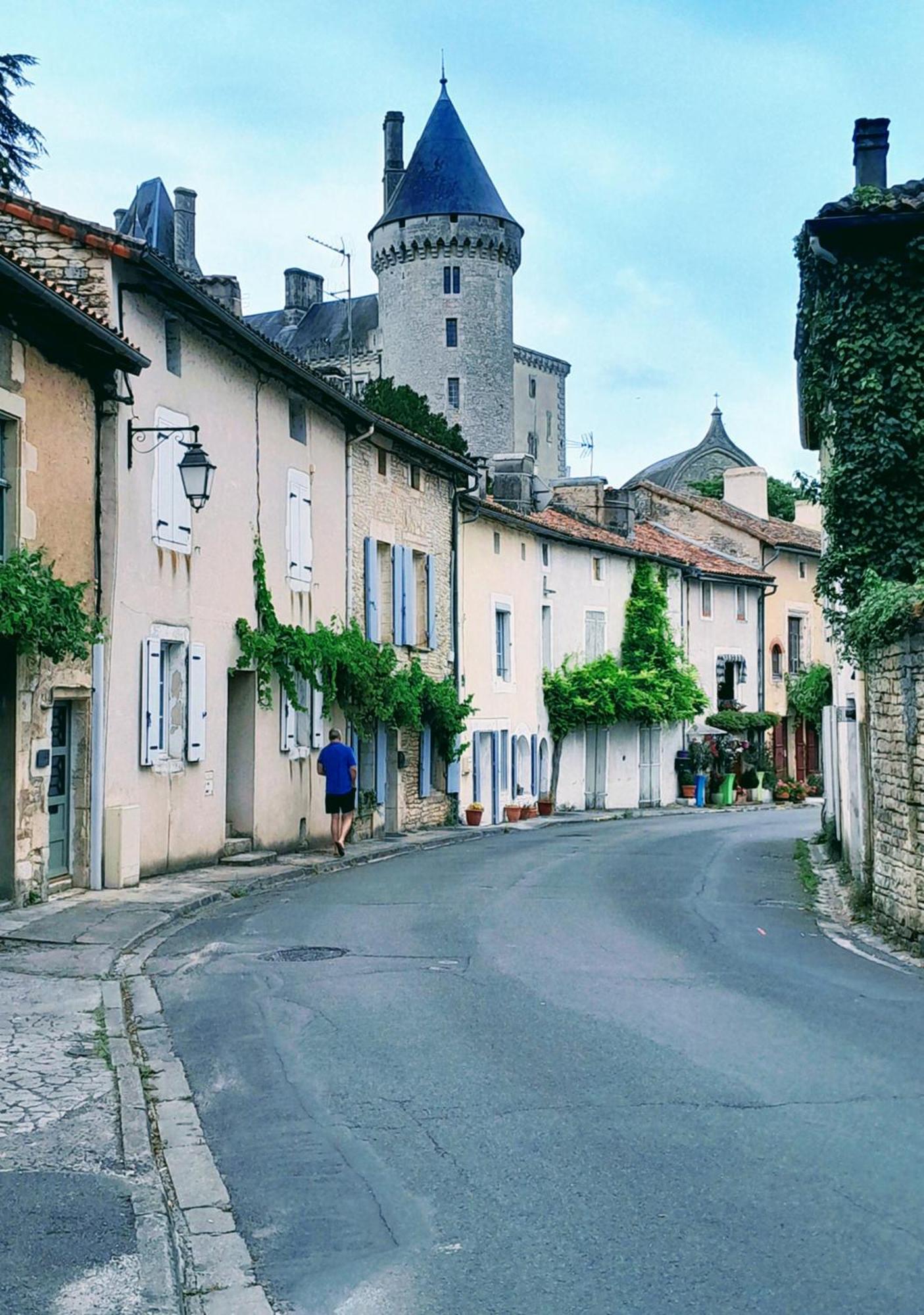 La Maison du petit lac Messé Extérieur photo